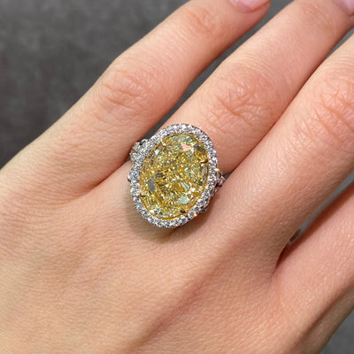 10.77ct Light Yellow Oval VS2 Ring