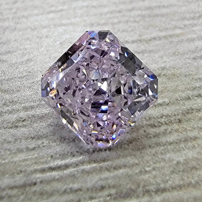 0.68ct Fancy Light Pinkish Purple Radiant SI1 GIA
