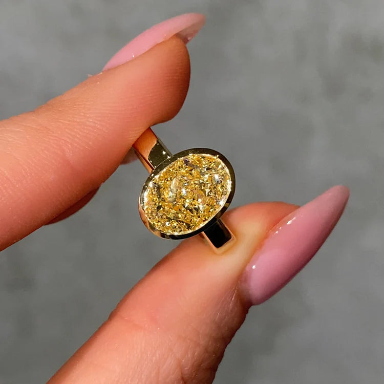 3.65ct Fancy Light Yellow Oval Diamond Bezel Ring VS1 GIA