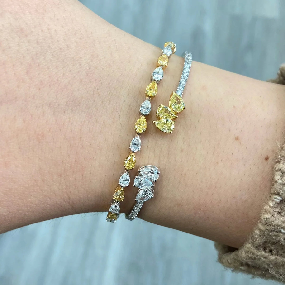 2.57ctw Yellow & White Diamond Open Cuff Bangle Bracelet