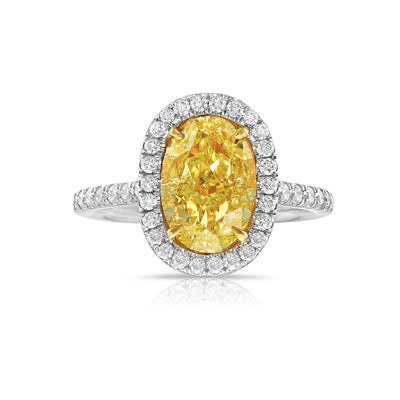 3.21ct Light Yellow Oval VS1 GIA Ring