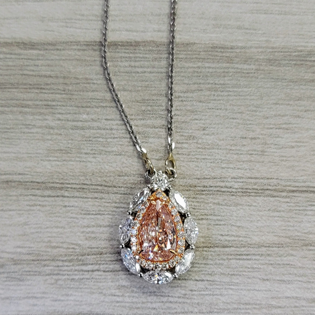 1.01ct Pink Pear Diamond Pendant SI2 GIA