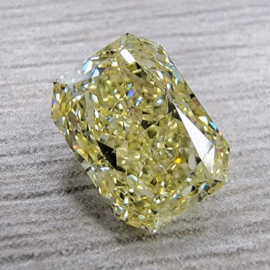 2.01ct Fancy Light Yellow Elongated Radiant Diamond VS2 GIA
