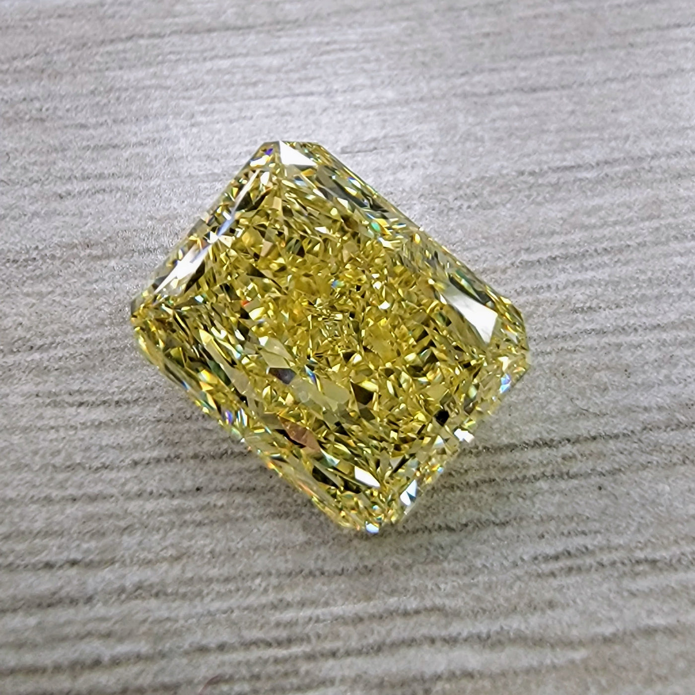 5.07ct Fancy Intense Yellow Elongated Radiant VS2 GIA