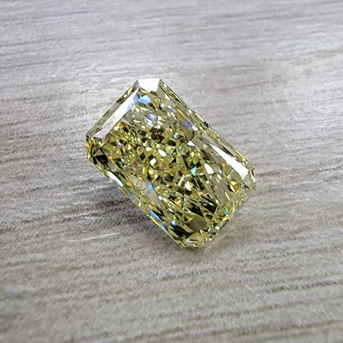 3.73ct Light Yellow Elongated Radiant VS2 Diamond GIA