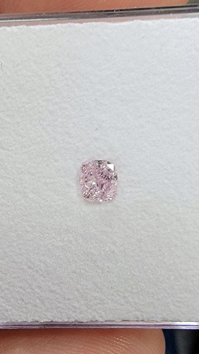 0.50ct Fancy Purplish Pink Cushion VVS1 GIA