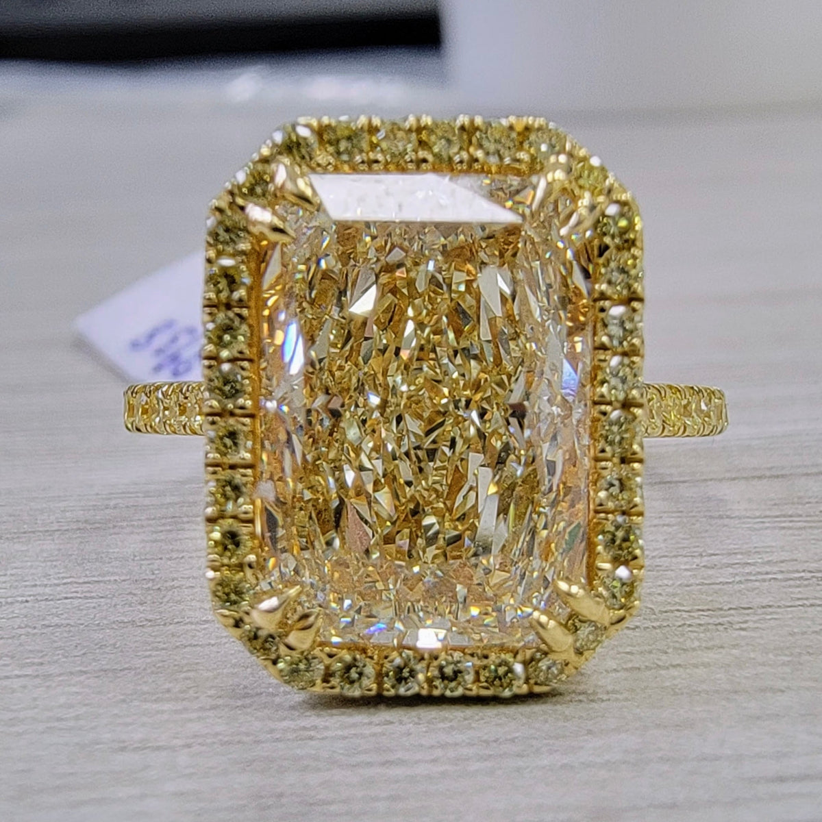 5.01ct Light Yellow Diamond Elongated Radiant Diamond Ring VS2 GIA