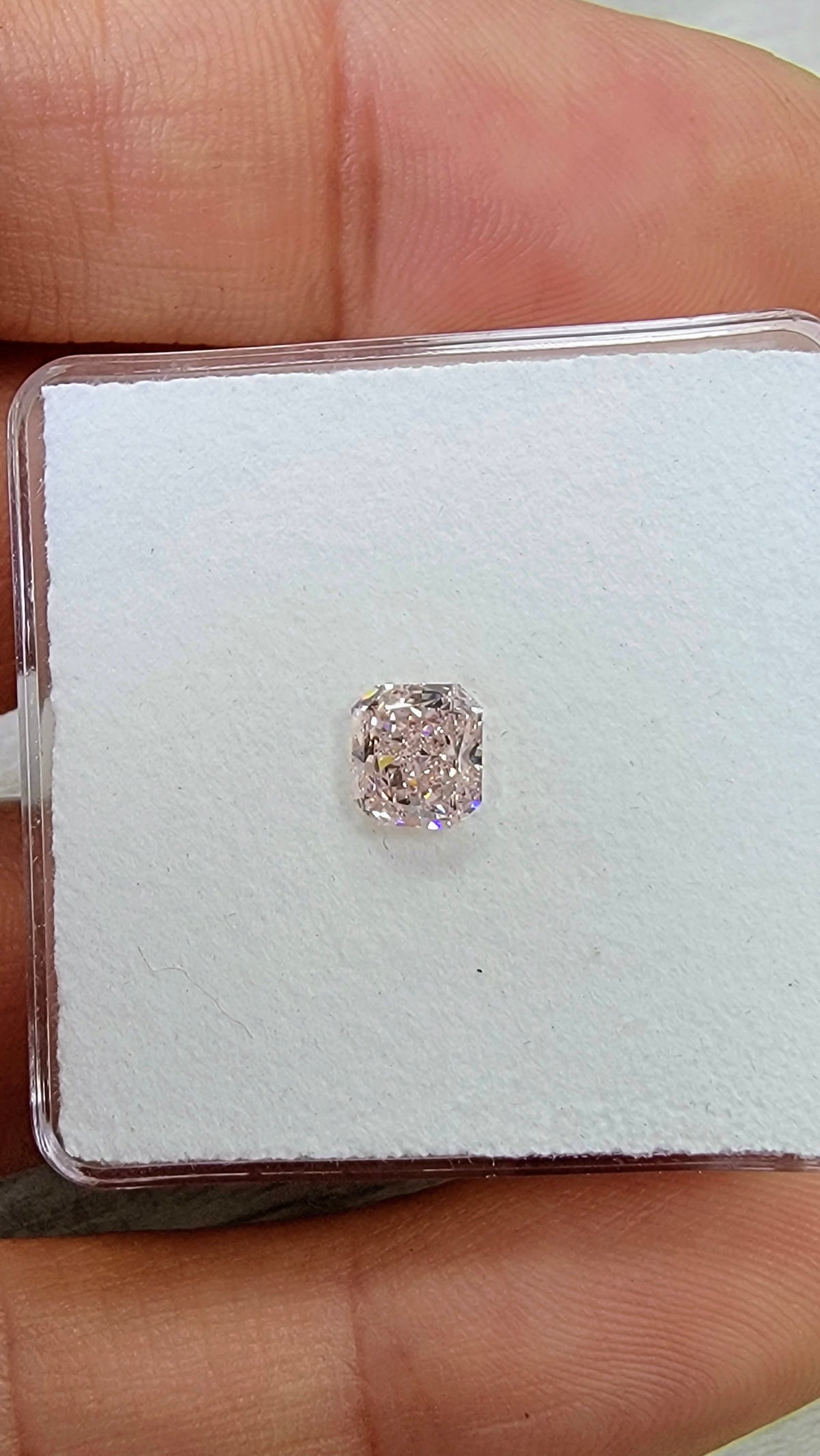 1.02ct Fancy Pink Radiant Diamond VS2 GIA