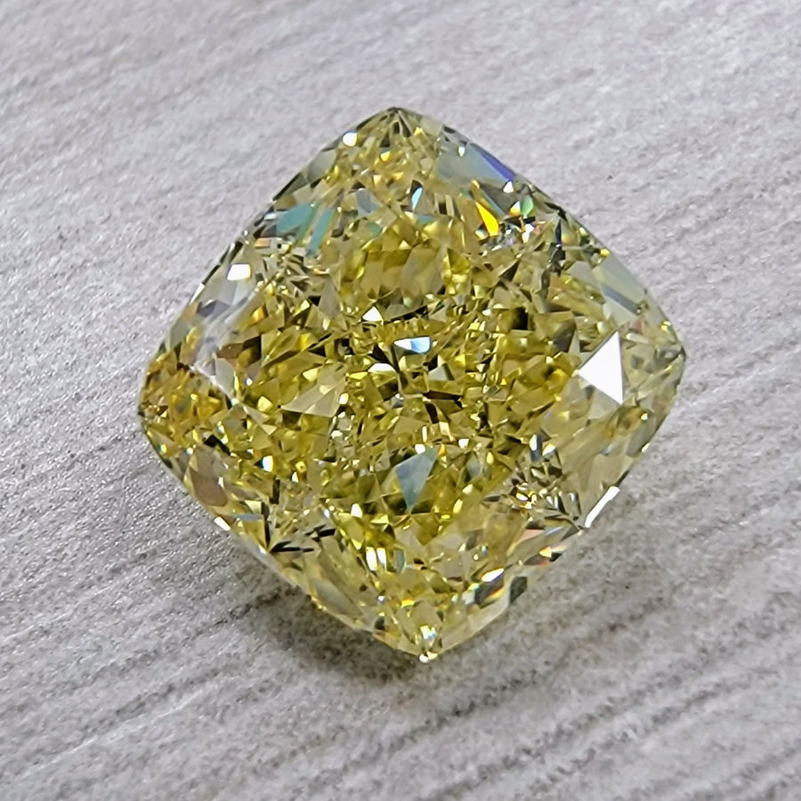2.73ct Fancy Yellow Cushion Diamond VVS1 GIA