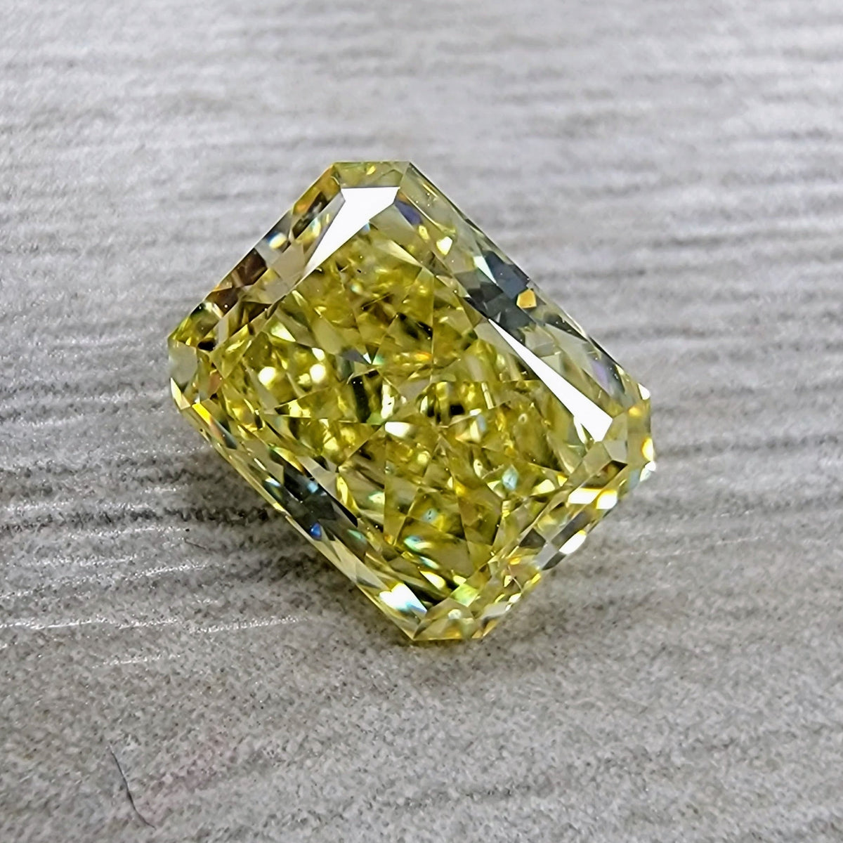 1.33ct Fancy Yellow Elongated Radiant Diamond VS2 GIA