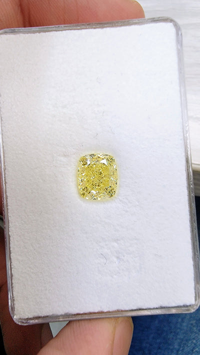 3.12ct Fancy Yellow Cushion VVS2 GIA