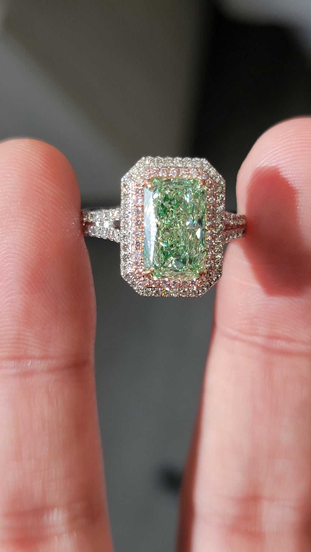 3.14ct Light Yellowish Green Radiant Diamond Ring VS2 GIA