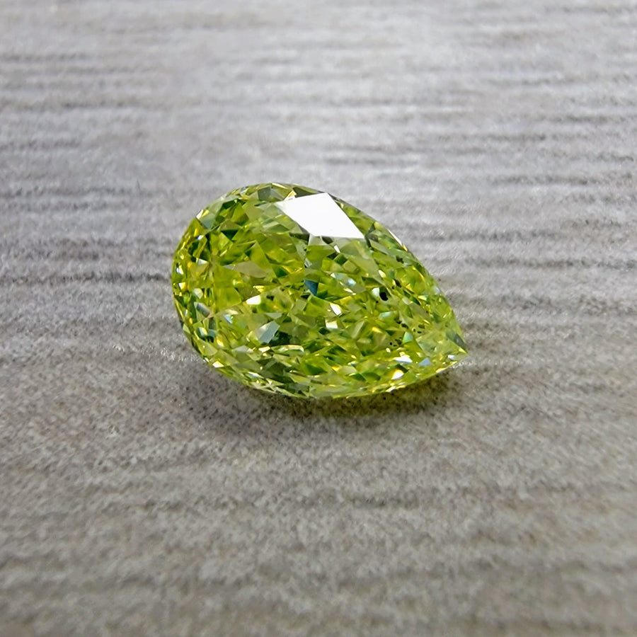 0.61ct Fancy Intense Green Yellow Pear NEON Diamond SI2 GIA