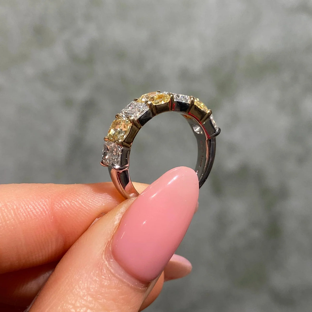 4.34ctw Alternating Yellow & White Elongated Radiant Diamond Halfway Band GIA
