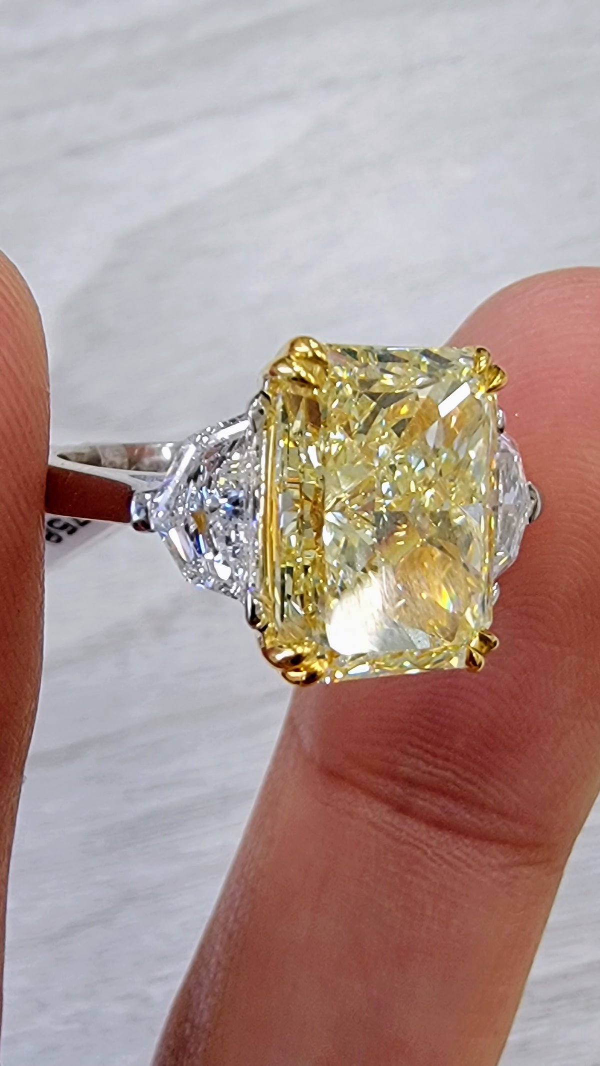 6.72ct Fancy Light Yellow Elongated Radiant Diamond Ring VS2 GIA