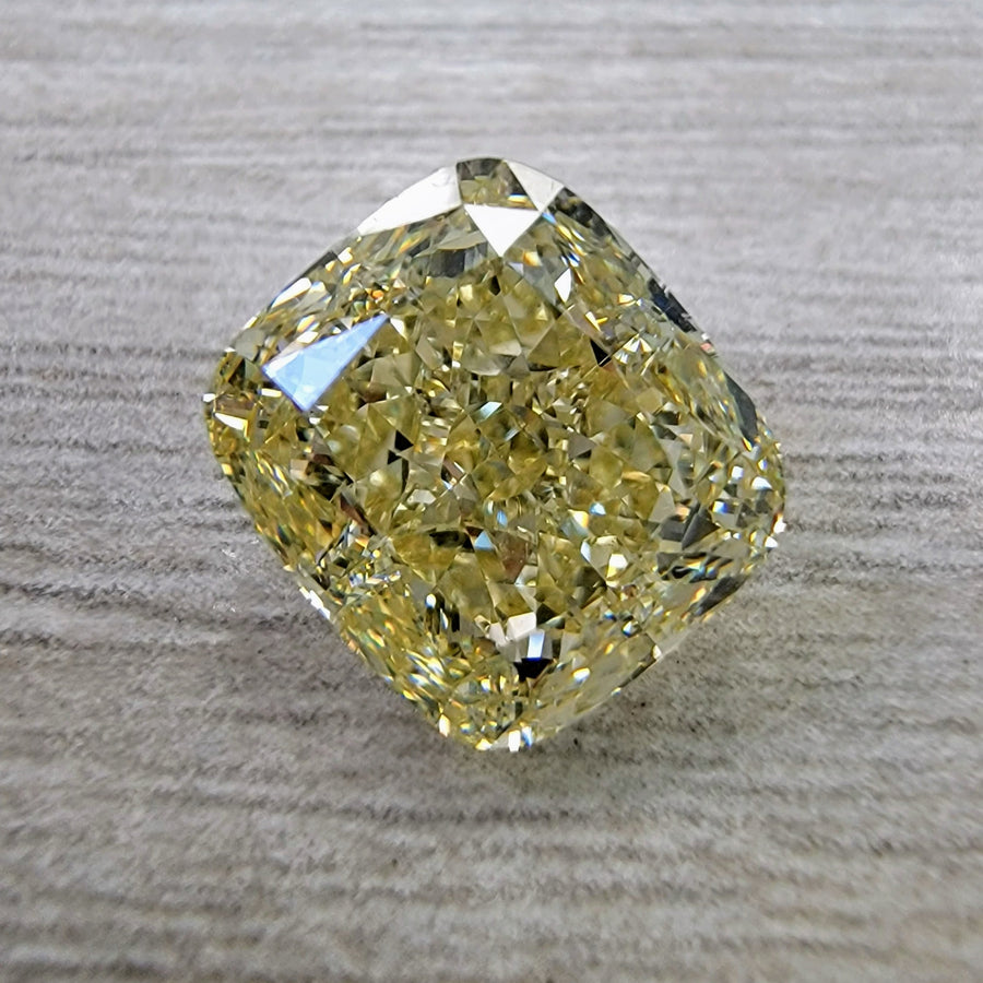 4.09ct Fancy Light Yellow Cushion Diamond VS1 GIA