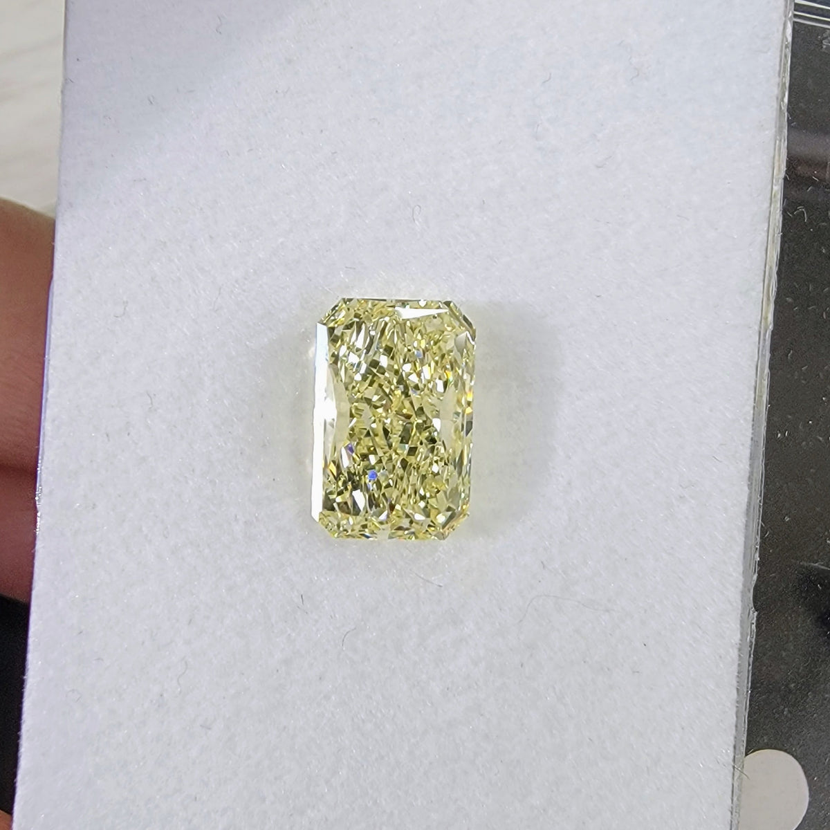 3.73ct Light Yellow Elongated Radiant VS2 Diamond GIA
