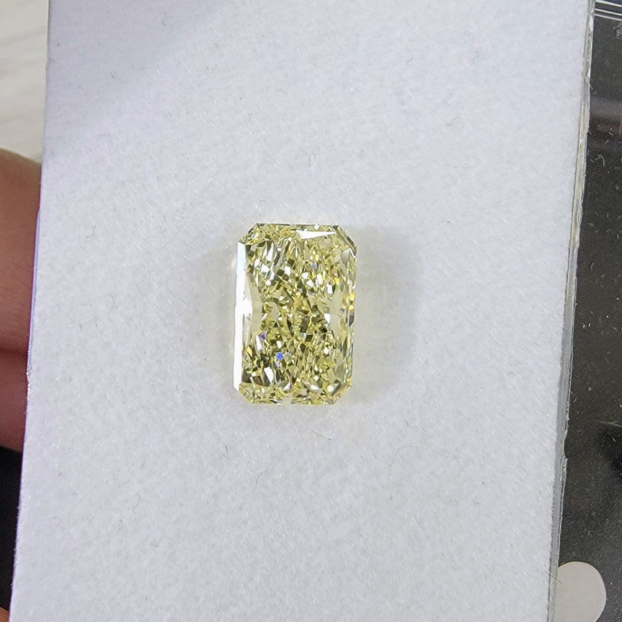 3.73ct Light Yellow Elongated Radiant VS2 Diamond GIA