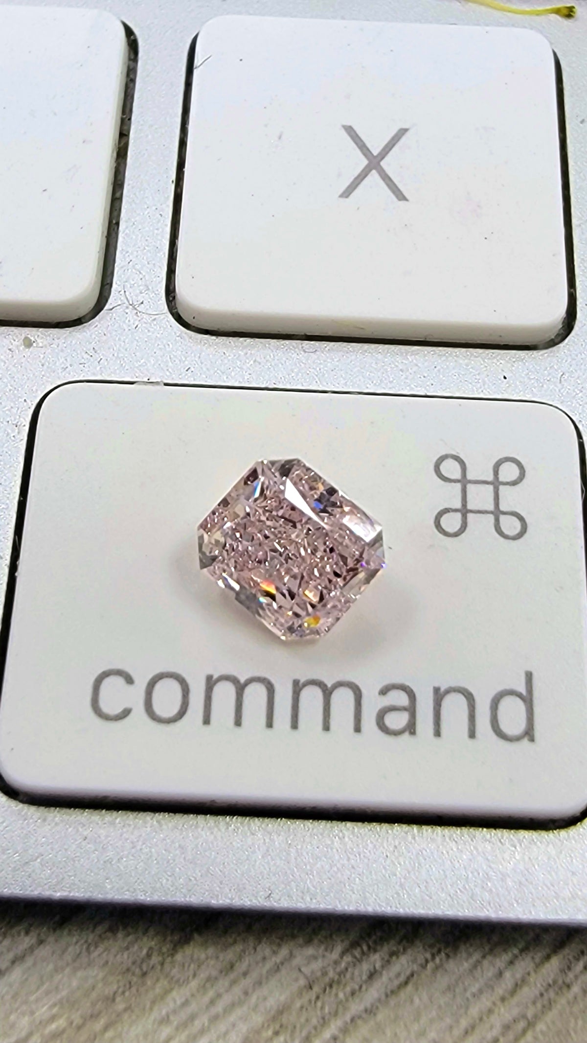 1.02ct Fancy Pink Radiant Diamond VS2 GIA