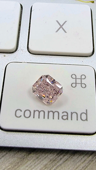 1.02ct Fancy Pink Radiant VS2 GIA