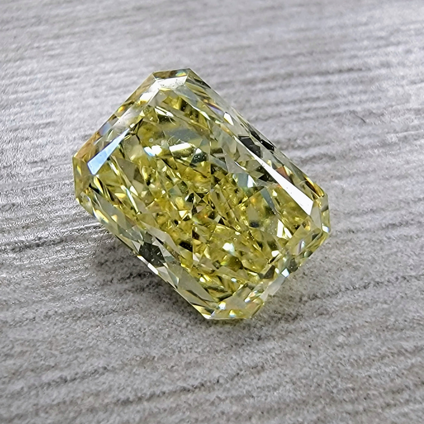 2.02ct Fancy Yellow Elongated Radiant VS1 GIA