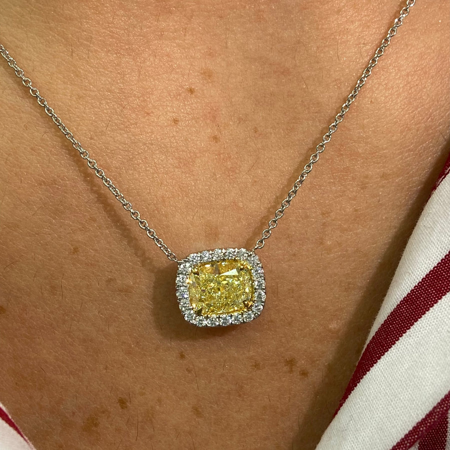 2.01ct Fancy Light Yellow Cushion Diamond Pendant VVS1 GIA