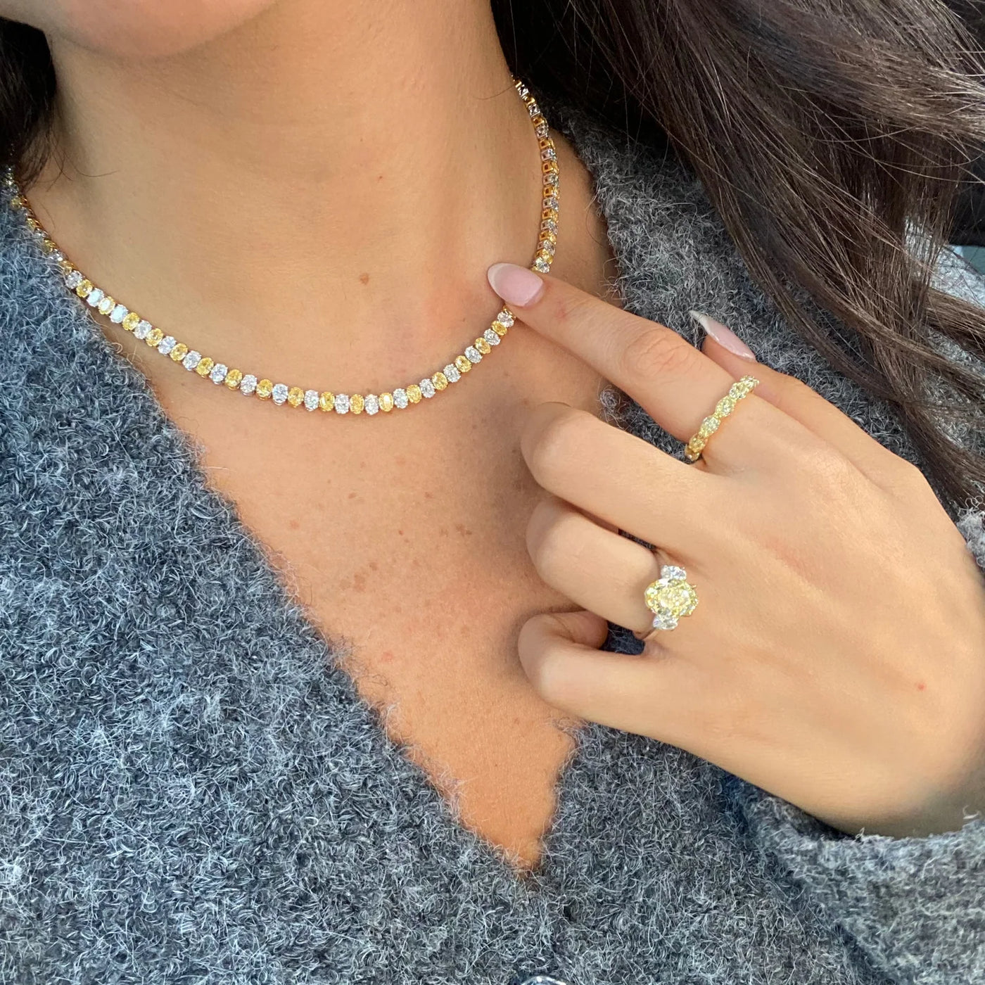 Fancy Yellow Oval East West Half Band