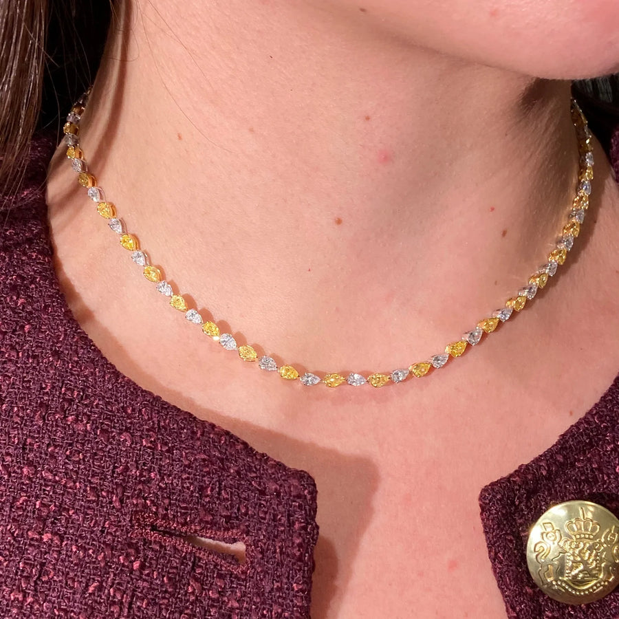 11.5ct Alternating Fancy Yellow Pear Diamond & White Pear Diamond Necklace