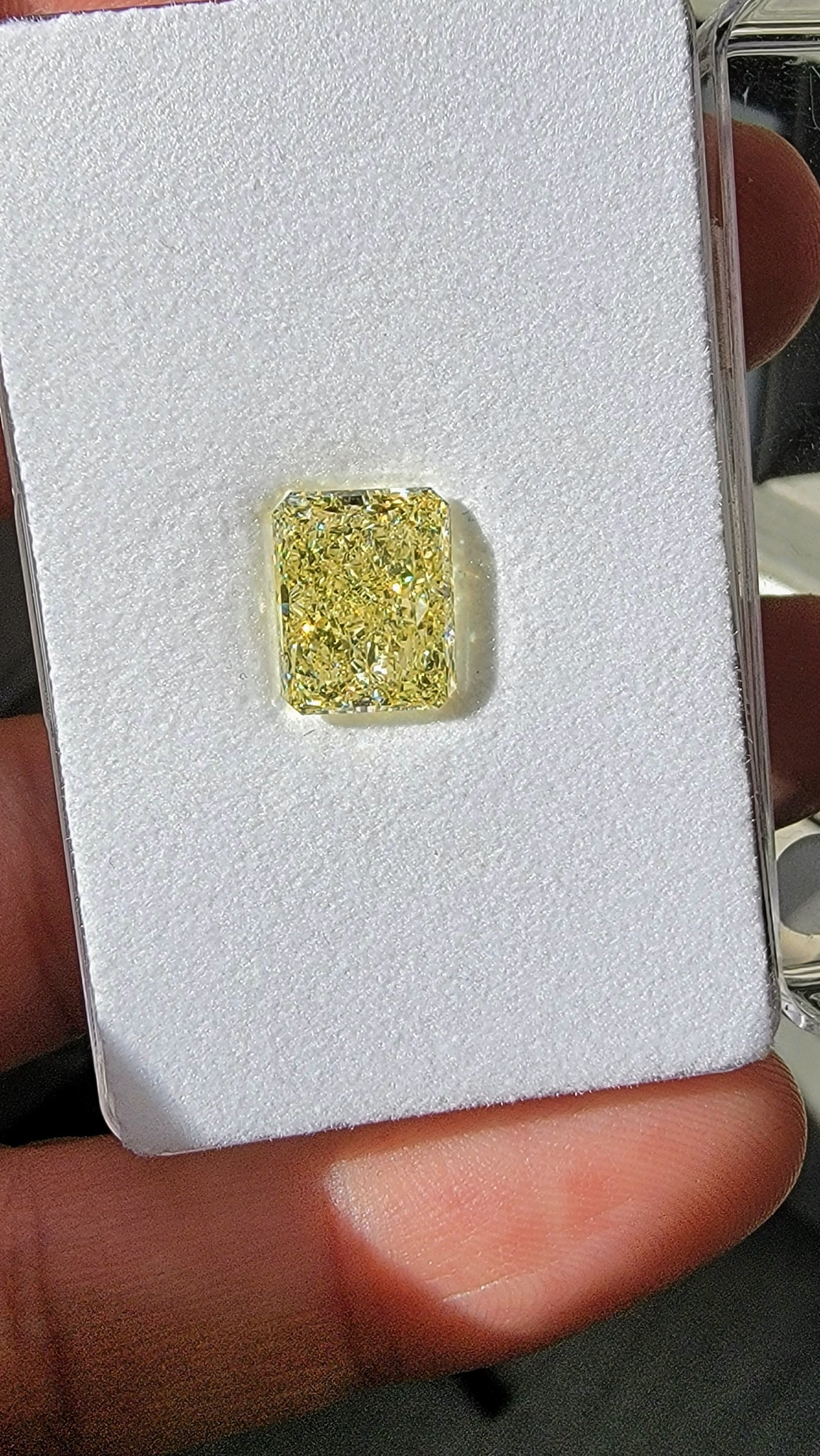 5.13ct Fancy Yellow Elongated Radiant VS1 GIA
