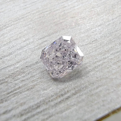0.39ct Faint Pink Radiant GIA