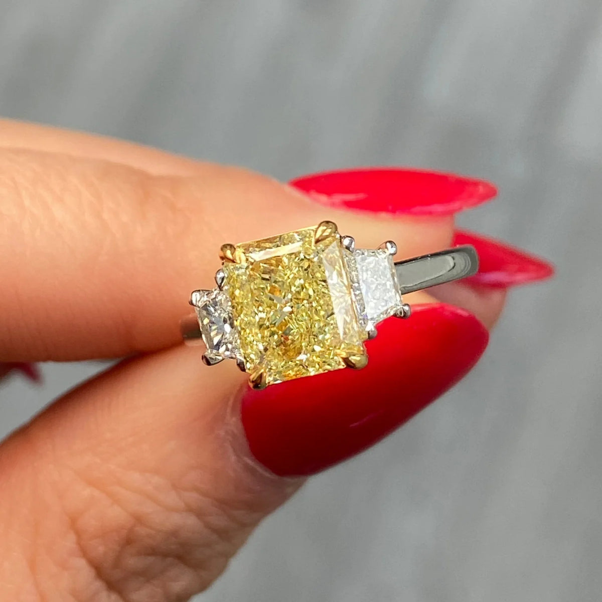 2.51ct Fancy Yellow Elongated Radiant Diamond Ring VVS2 GIA
