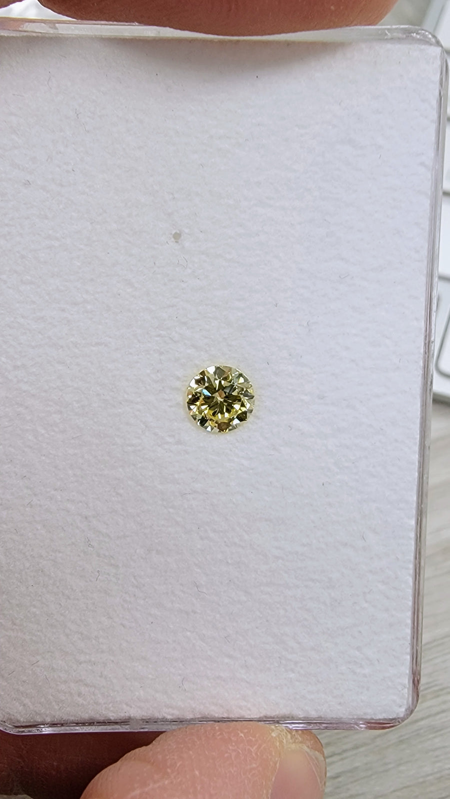 0.57ct Fancy Yellow Round Diamond VS1 GIA