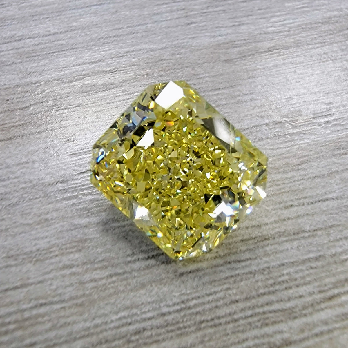 8.11ct Fancy Intense Yellow Radiant Diamond VS2 GIA