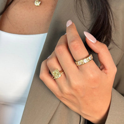 5.74ct Fancy Yellow Elongated Radiant VVS1 GIA