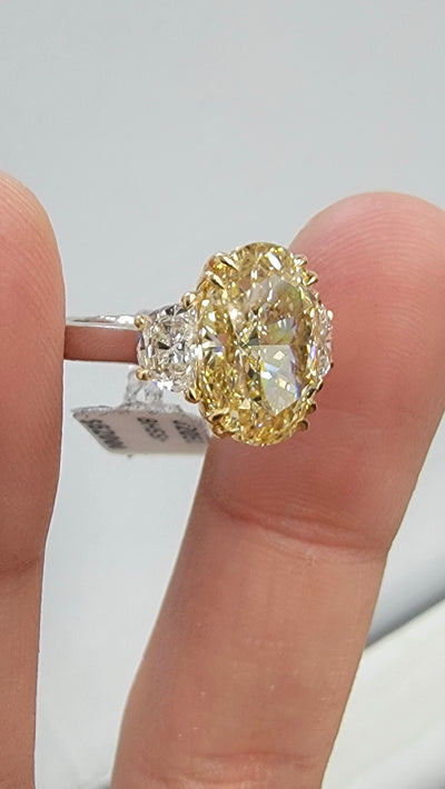 4.47ct Fancy Brownish Yellow Oval Internally Flawless GIA Ring