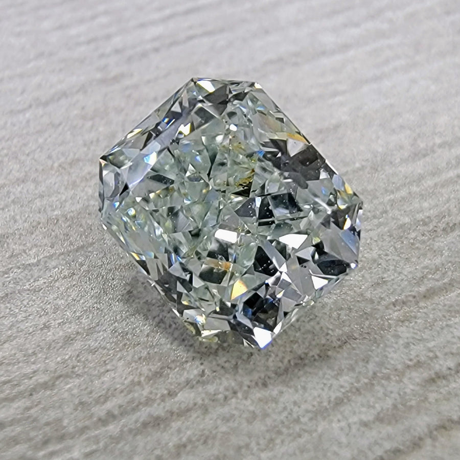 1.00ct Fancy Light Bluish Green Radiant Diamond SI2 GIA