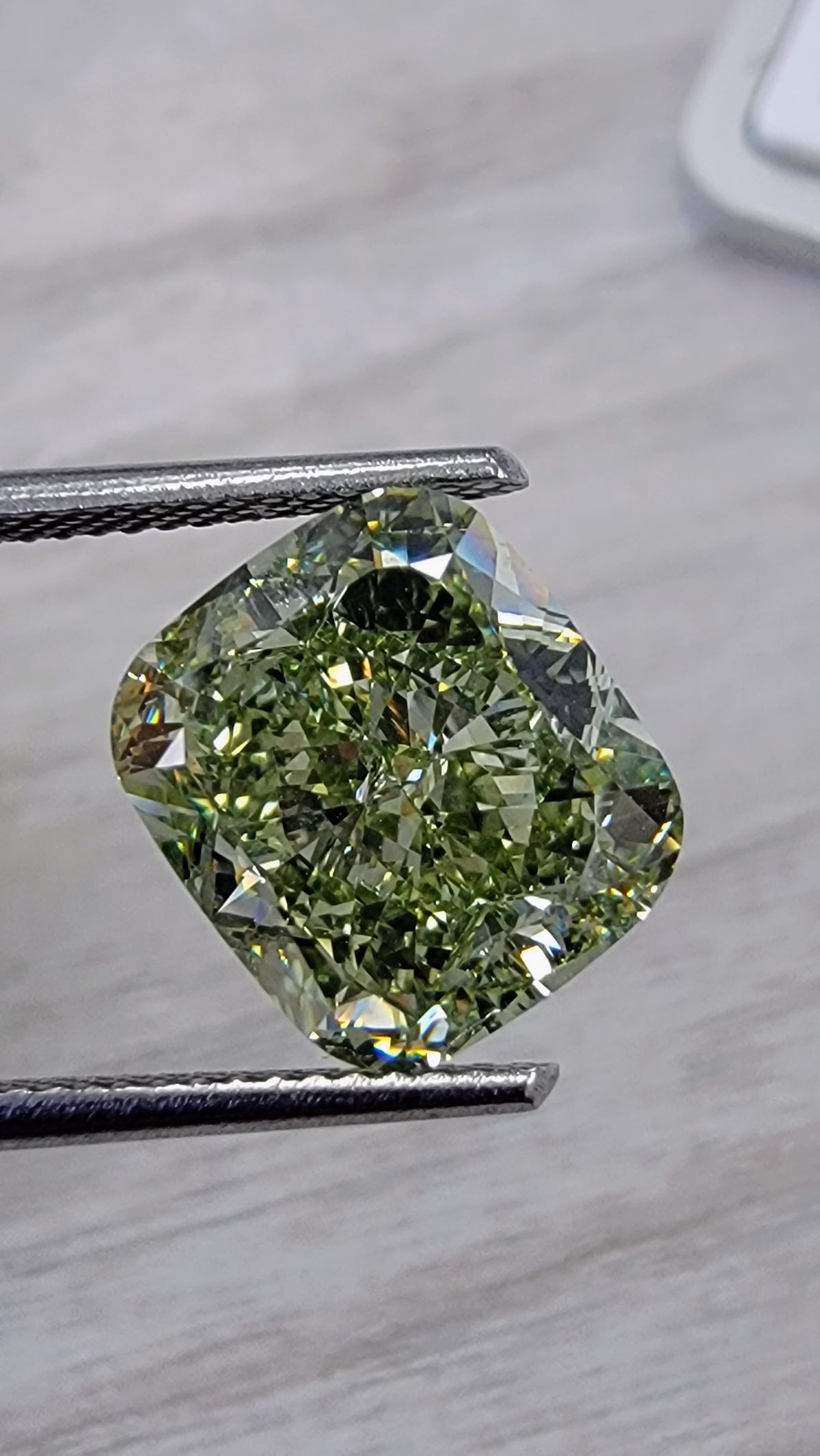 6.08ct Fancy Yellow-Green Cushion Diamond Ring SI1 GIA
