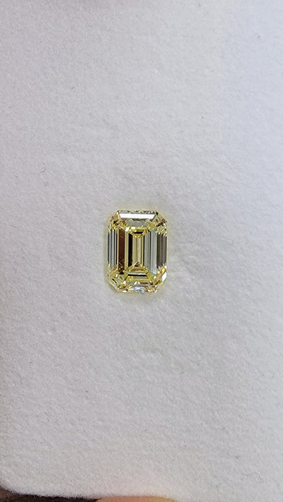 2.00ct Light Yellow Emerald VS1 GIA