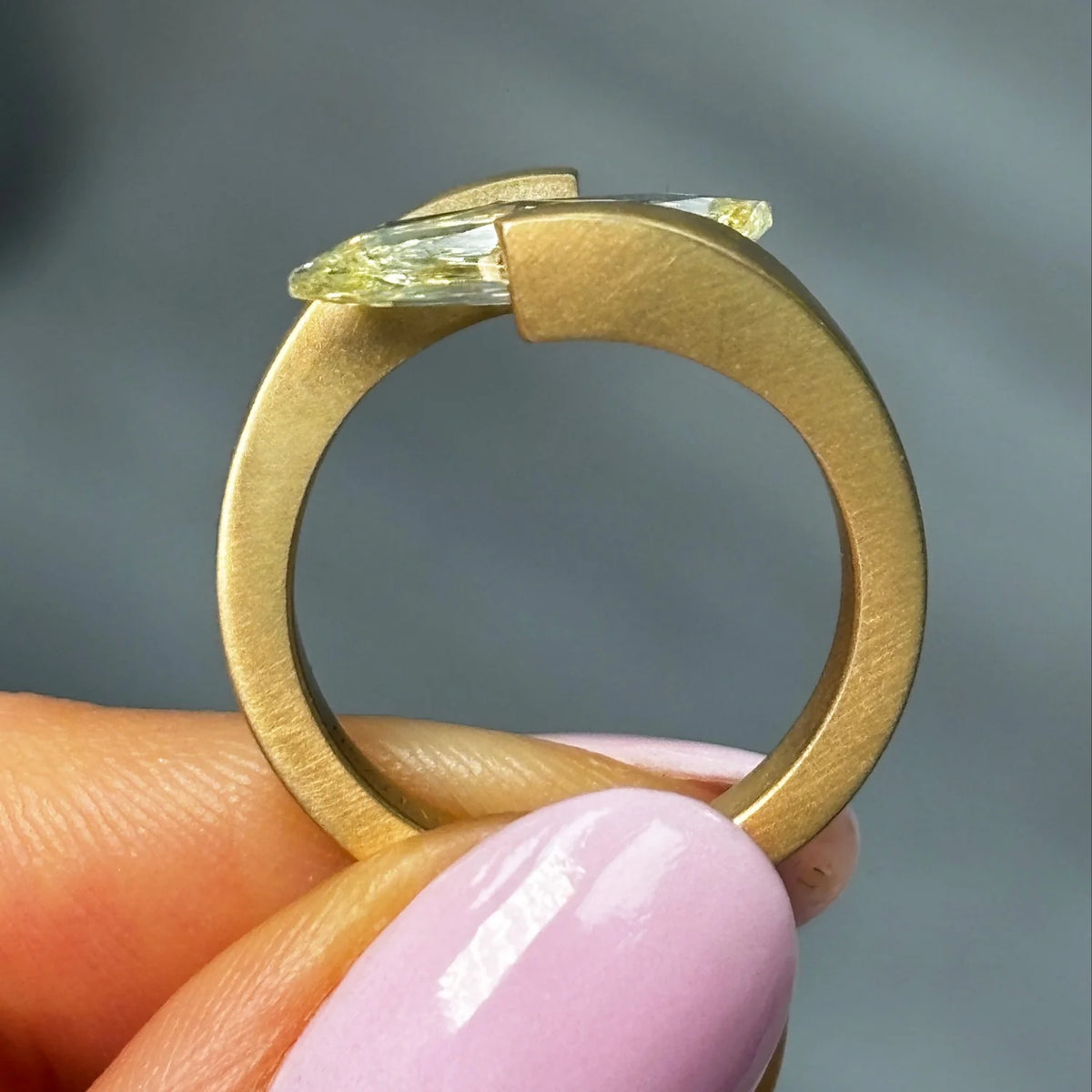 3.07ct Fancy Yellow FLAME Cut Dimaond Ring VVS1 GIA