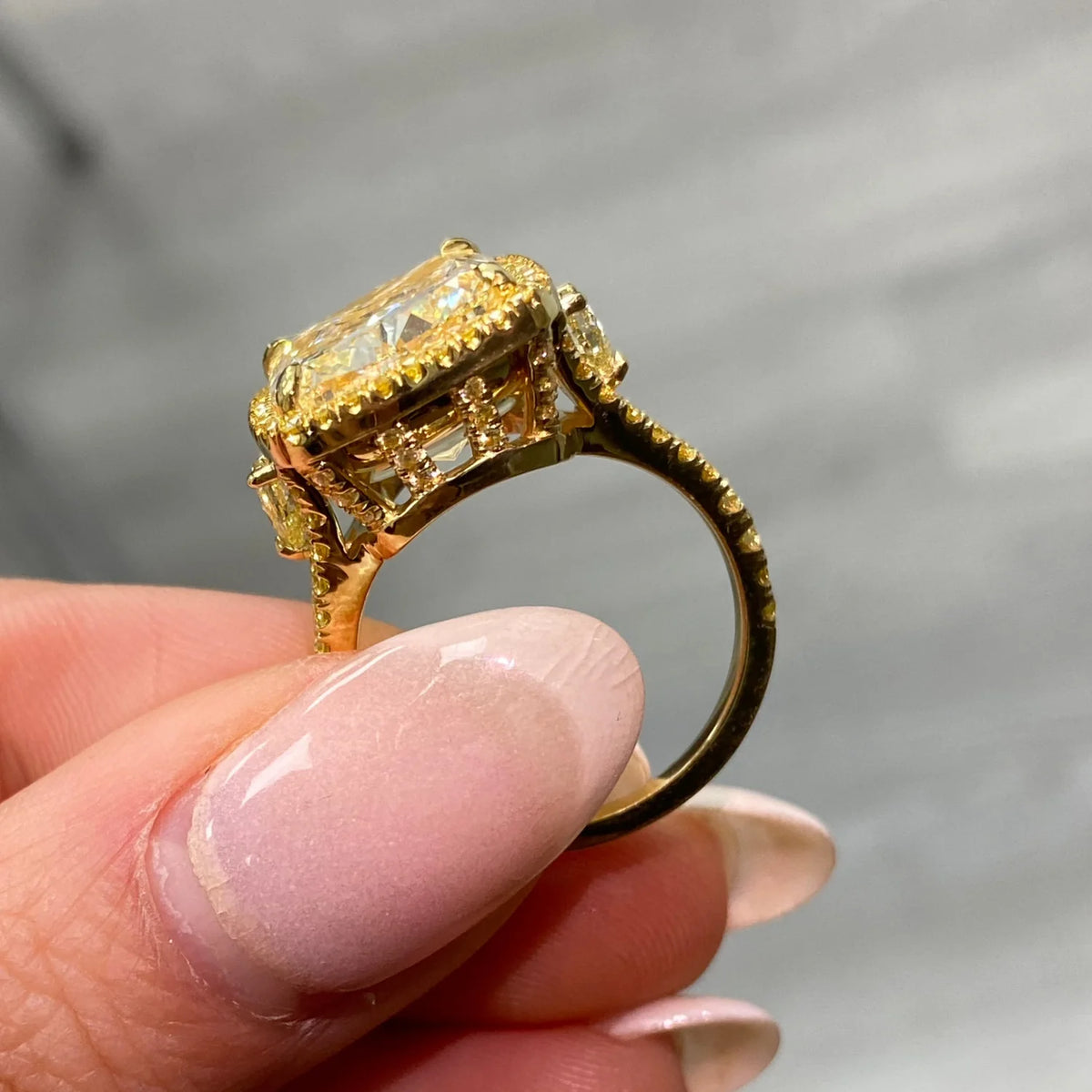 8.11ct Light Yellow Cushion Diamond Ring I1 GIA