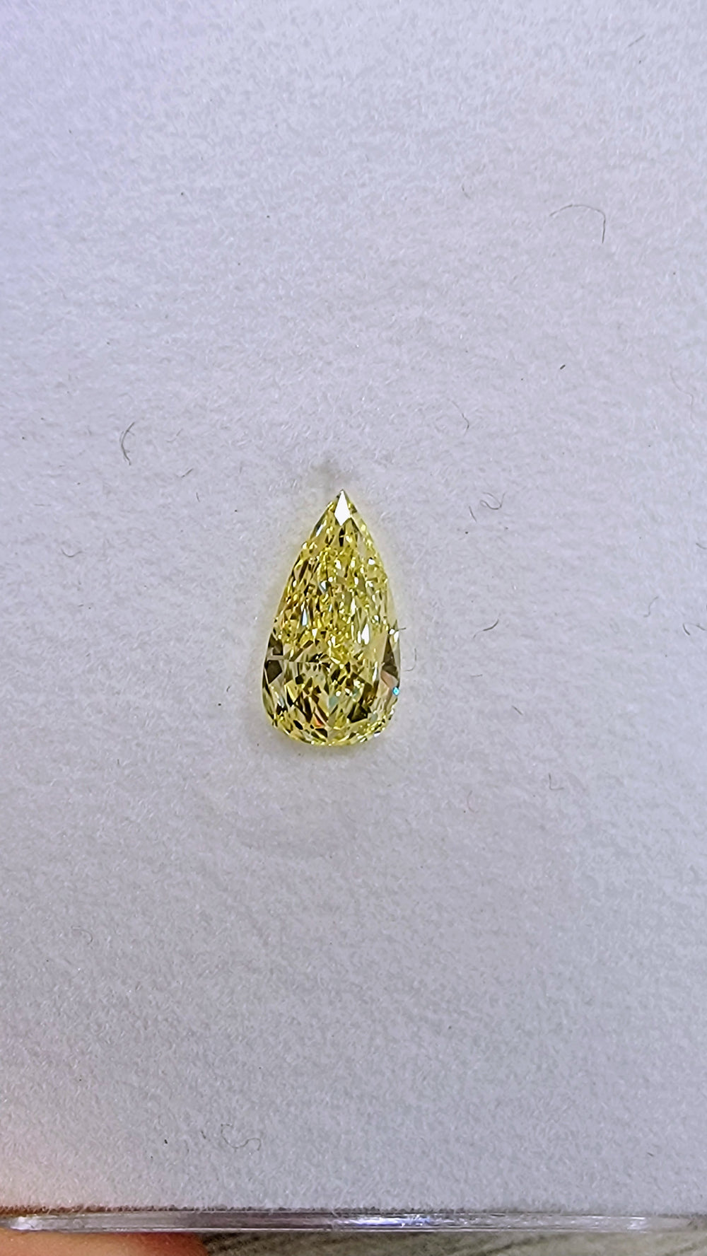 1.12ct Fancy Light Yellow Pear Diamond VS2 GIA
