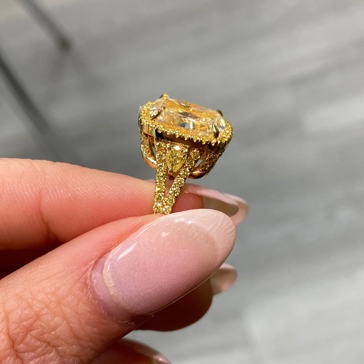 8.11ct Light Yellow Cushion Diamond Ring I1 GIA