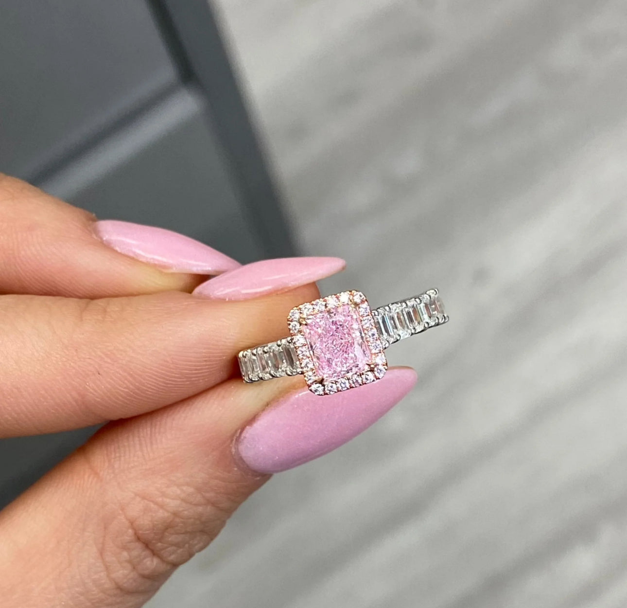 1.09ct Light Pink Elongated Radiant VS2 GIA Ring