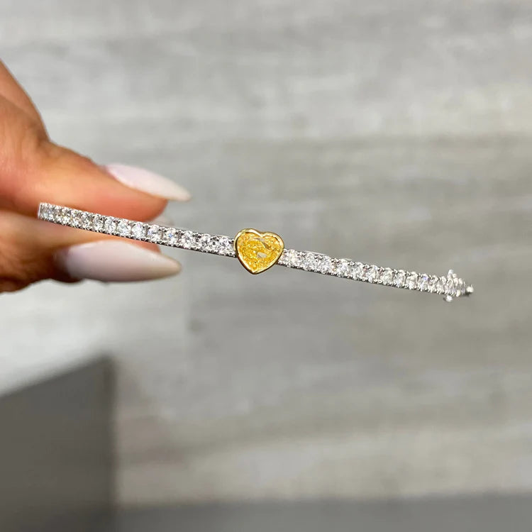 0.91ct Light Yellow Heart-Shape Diamond Bangle