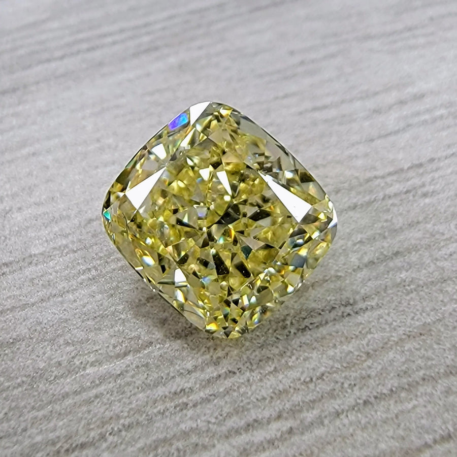 2.06ct Fancy Light Yellow Cushion Diamond VS1 GIA