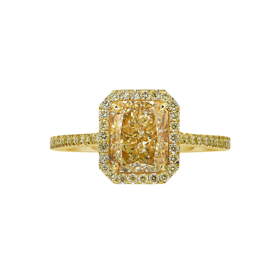 3.17ct Light Yellow Elongated Radiant Diamond Ring VVS2 GIA