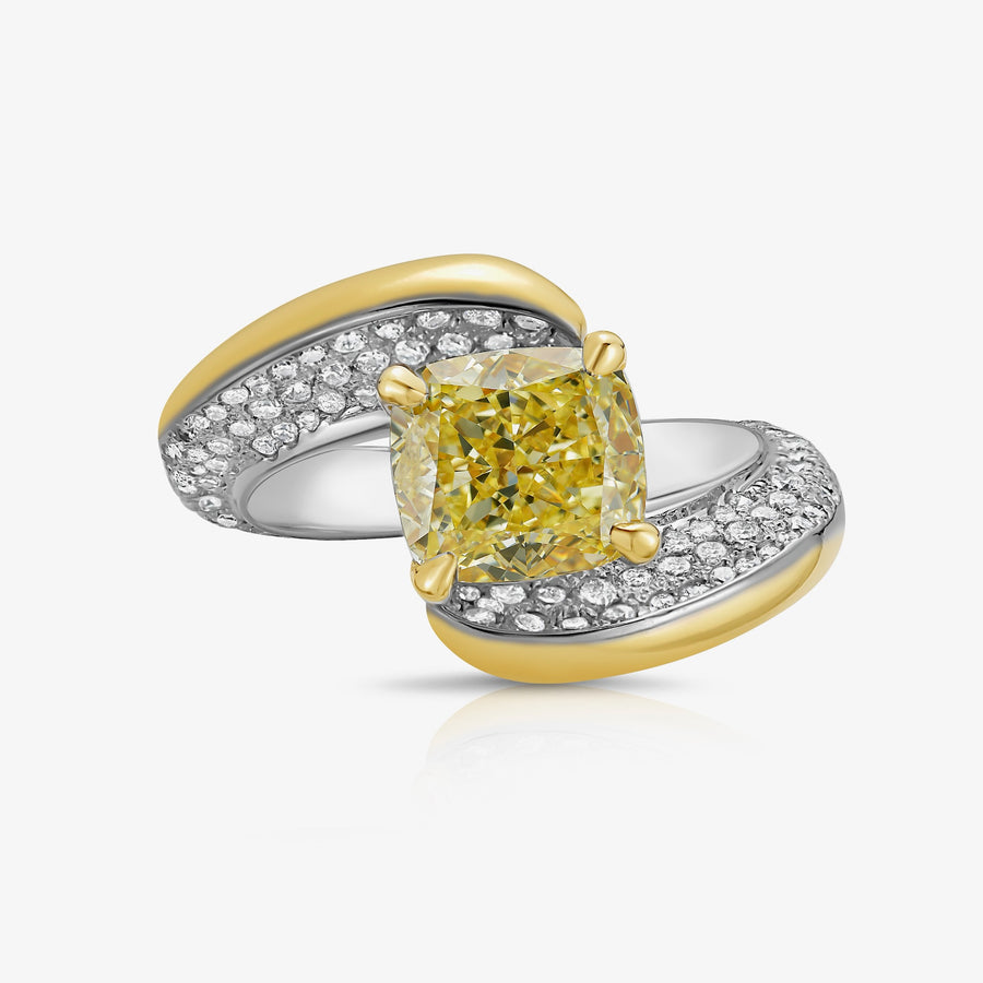2.06ct Fancy Light Yellow Cushion Diamond Ring VS1 GIA