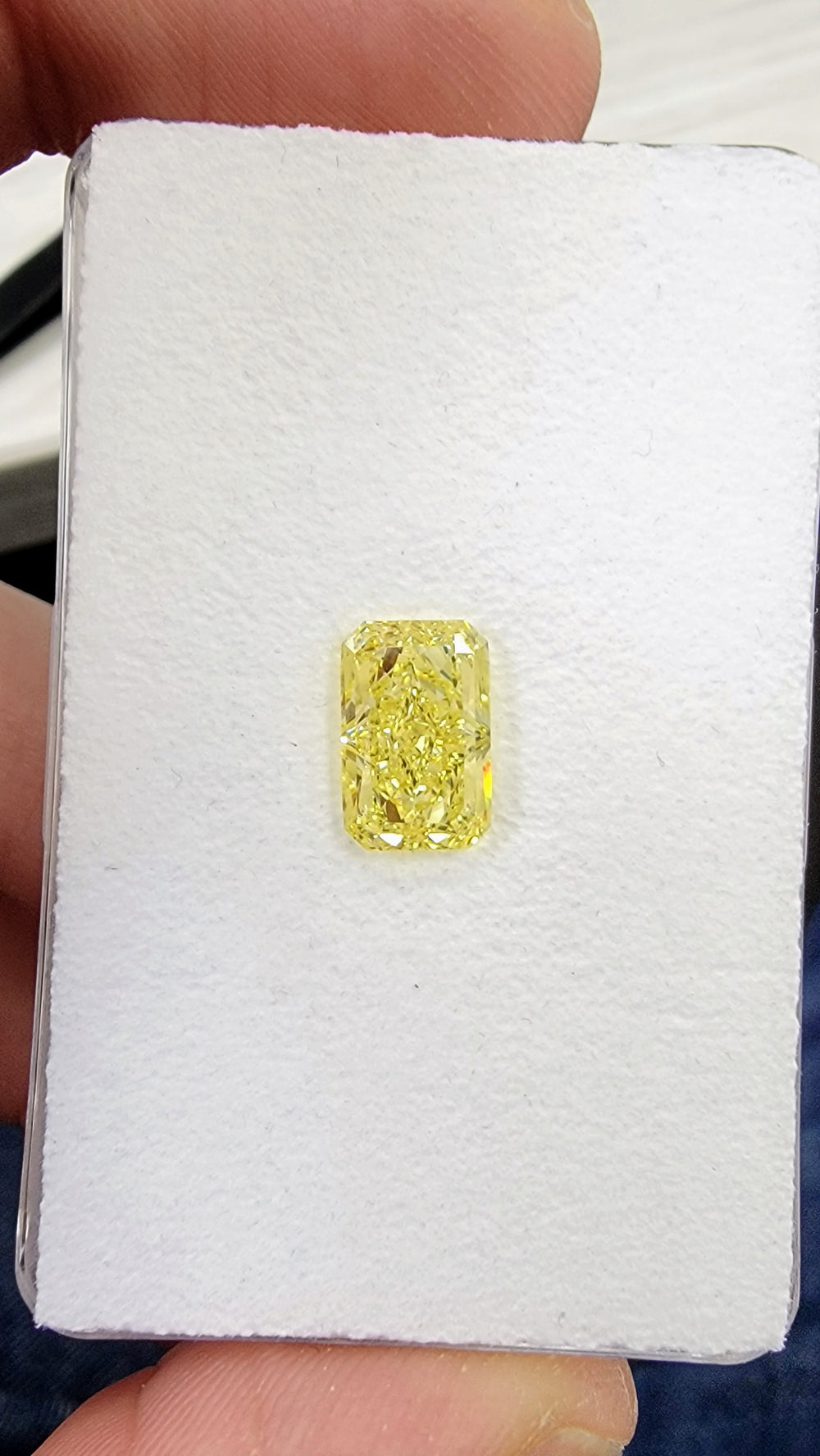 3.00ct Fancy Intense Yellow Elonagted Radiant Diamond VS1 GIA