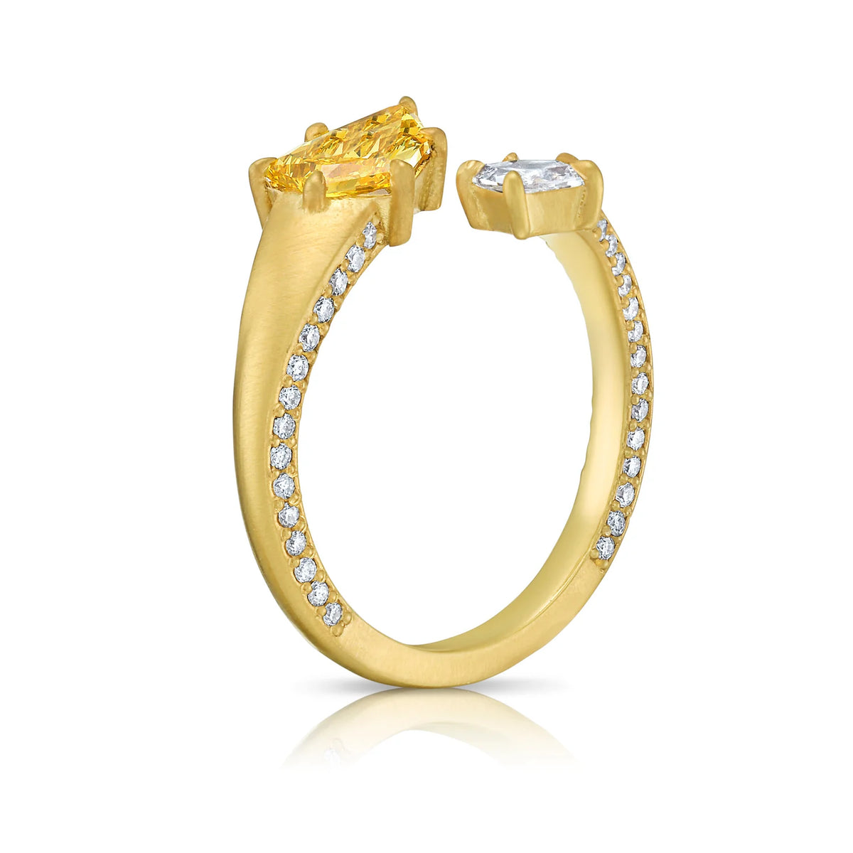 1.0.1ct Fancy Vivid Yellow Kite Diamond Spiral Ring