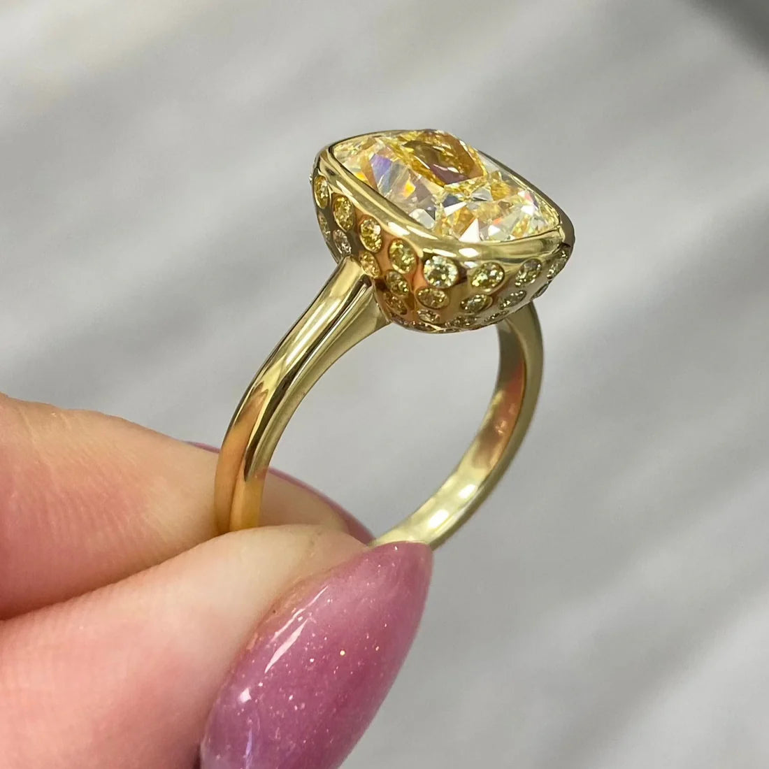 5.01ct Light Yellow Cushion Diamond Bezel Ring VS1 GIA